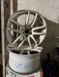 19 inch white Vors wheels