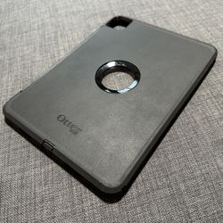 OtterBox Defender Series Case for iPad Pro 11-inch