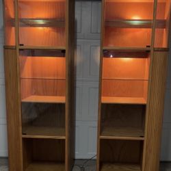 2 Shows cases / vitrinas 