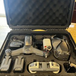 DJI FPV ULTIMATE BUNDLE *USED-READ DESCRIPTION*