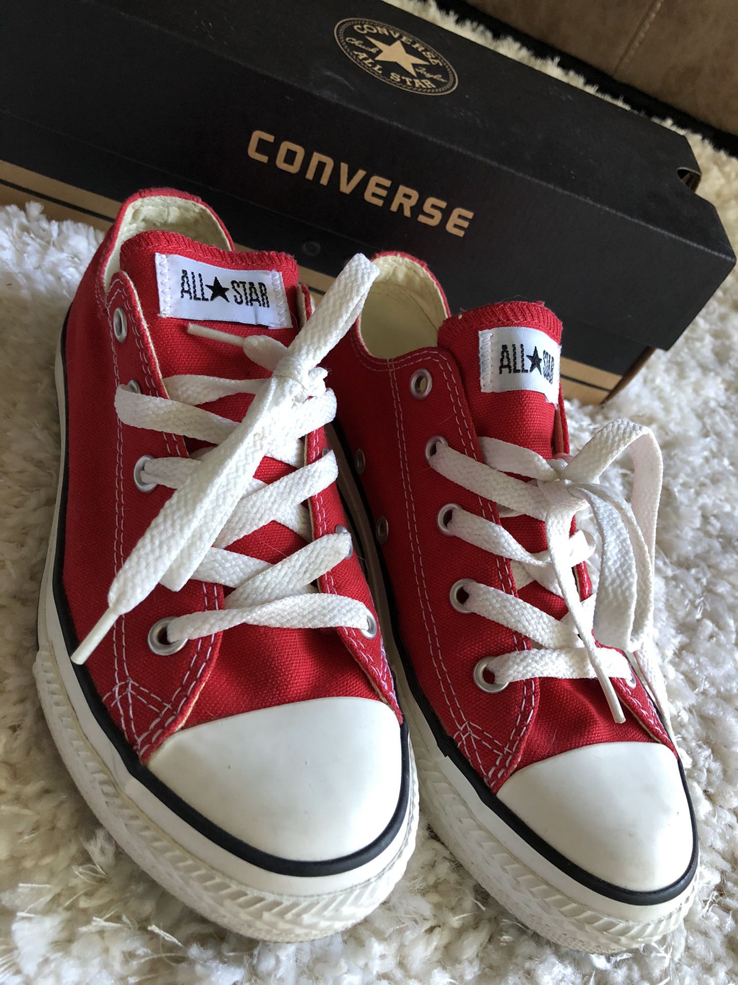 Chuck Taylor All Star Converse - Size 2