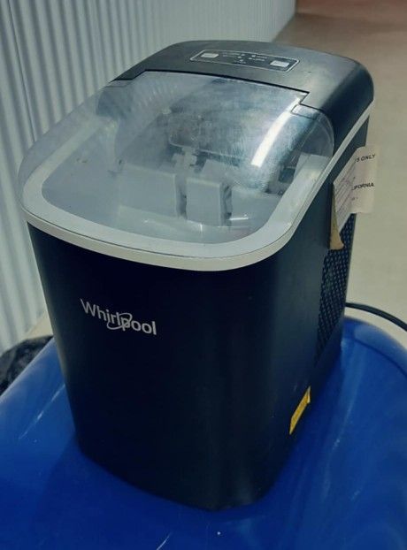 Whirlpool Countertop Ice maker 120v