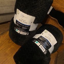 Black Plush Throw Blankets Size 50/60 Asking 15$ For Both 