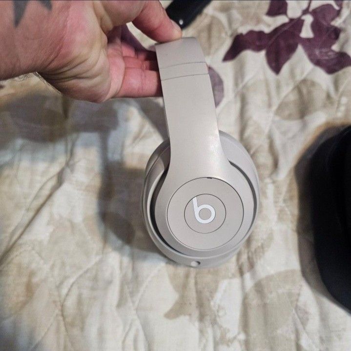 Beats Studio 3