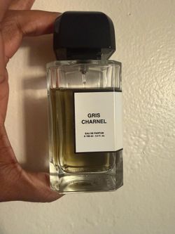 Gris Charnel