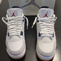 Nike SB x Air Jordan 4 Retro -  Navy