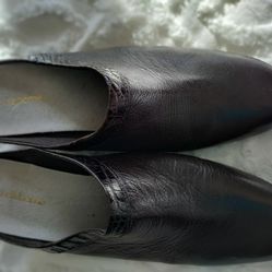 Ladies Black Liz Claiborne Mules