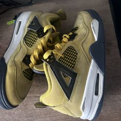 Jordan 4 Lightning 5y