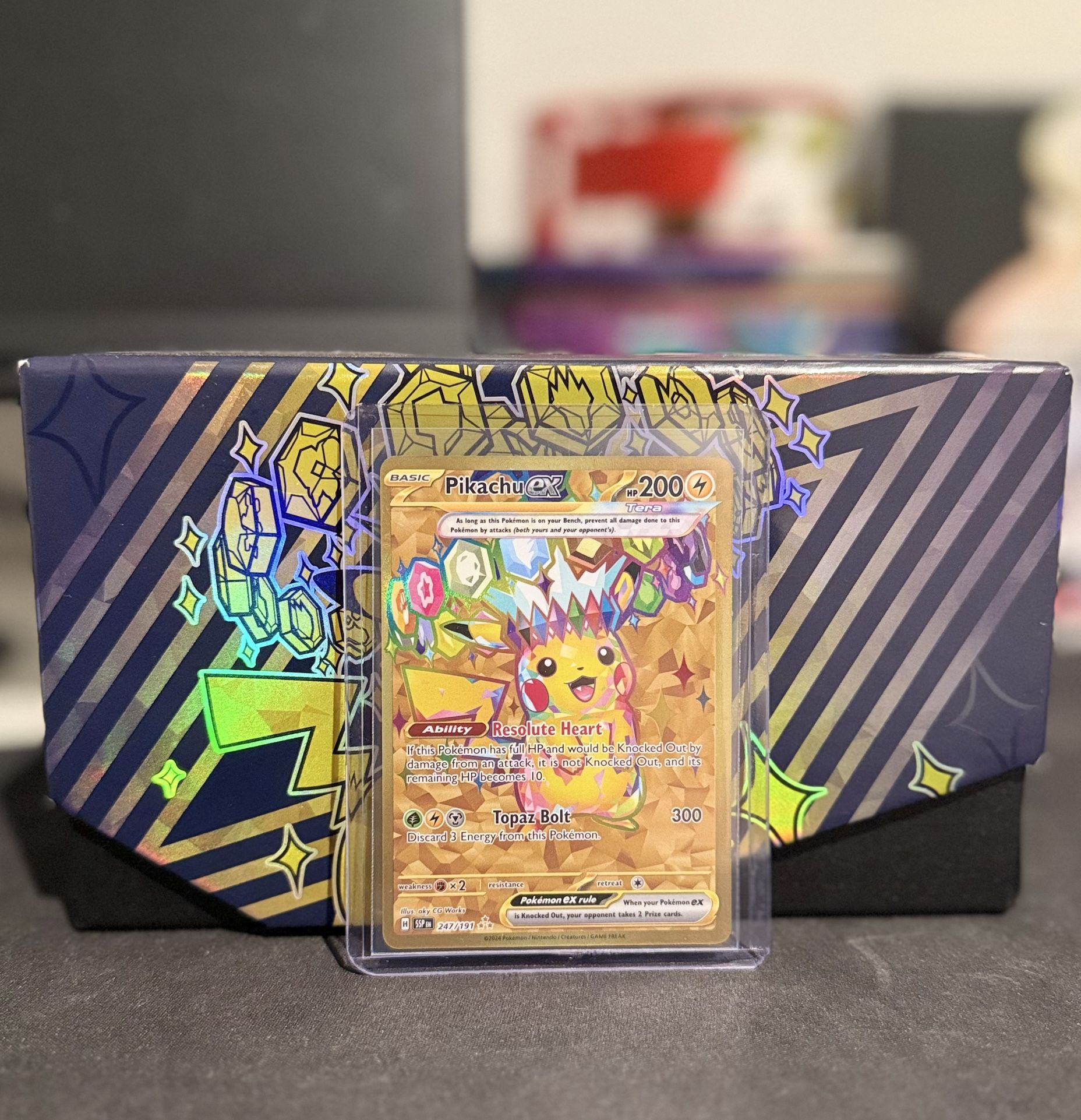 Pokemon- Pikachu ex 247/191 Sv08: Surging Sparks Holo