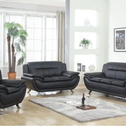 New sofa, loveseat and chair in stock- ‼️PRICE DROP‼️