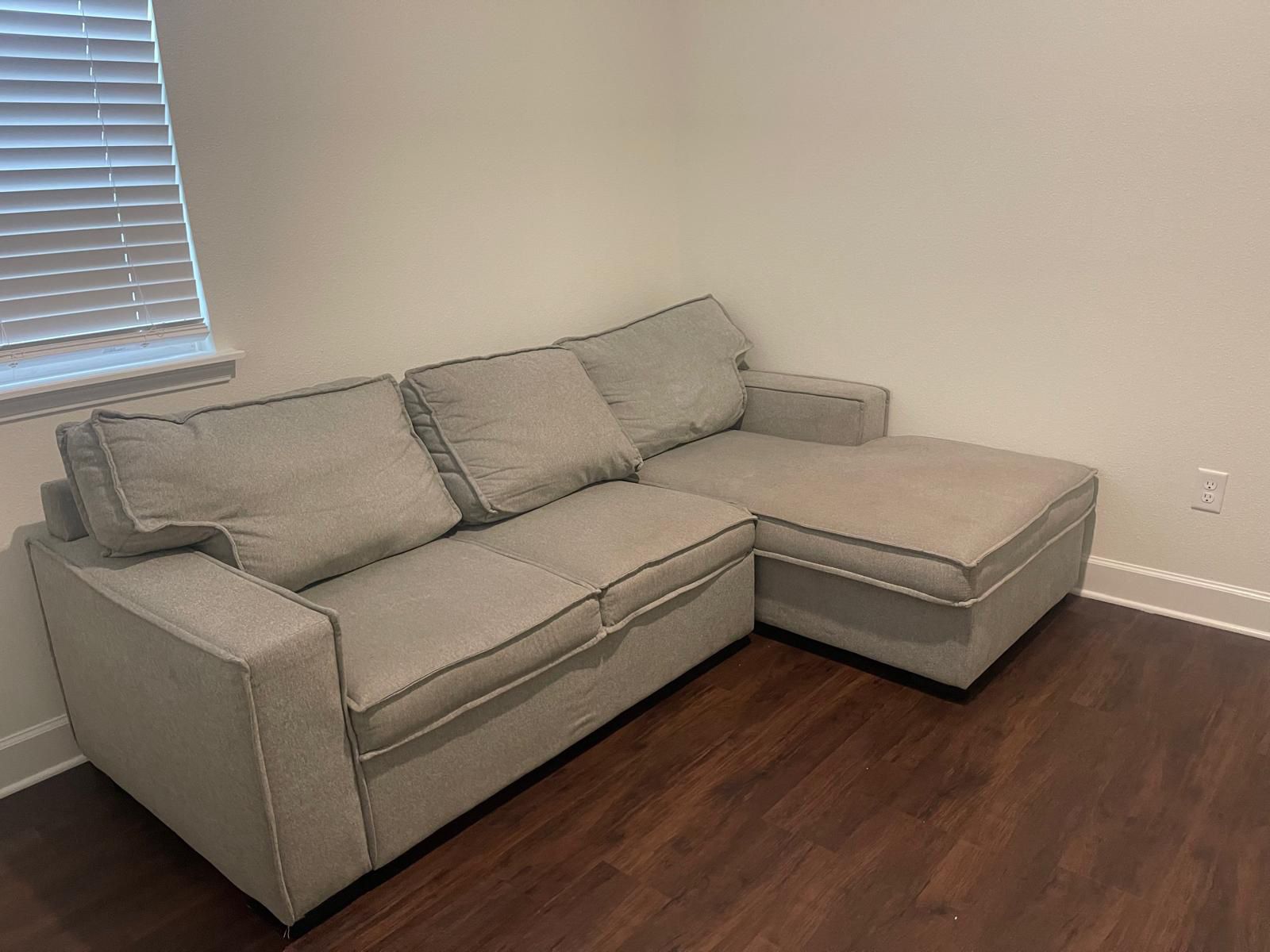 Bobs Furniture Sectional (Light Gray)