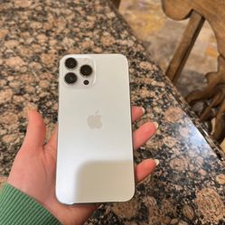 Apple  IPhone  13  Pro  Max  - Unlocked 