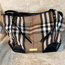 Burberry Purse 