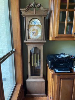 Grandfather Clock with Moving Moon Dial