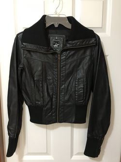 Medium black women’s jacket