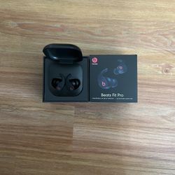 Beats Fit Pro – True Wireless Noise Cancelling Earbuds