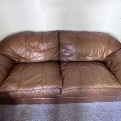 2x Leather Couches 