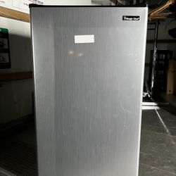 Magic Chef Mini Fridge 