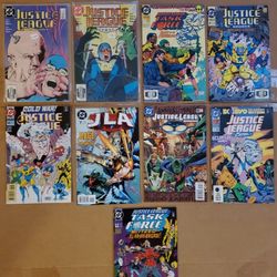 Dc Comics Justice League Mixed Comic Book Lot Bundle of 9 Books