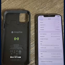 iPhone 11 Pro Max 64gigs White With Mophie. Battery Case