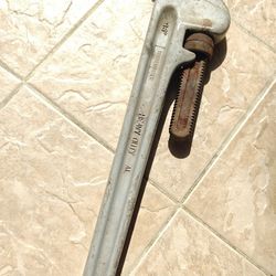 Trade master 36"Heavy Duty Aluminum Pipe Wrench 
