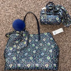 Tory Burch New XL Tote And Mini Crossbody Christmas Wife Daughter Her Gift Santa  Scarf Pom Keychain 