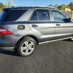 2012 Mercedes-Benz ML-Class