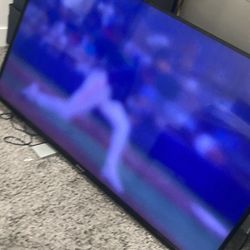 Westinghouse 4K 50 inch TV w remote