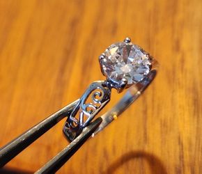 Women's cubic Zirconia Ring Sterling Silver