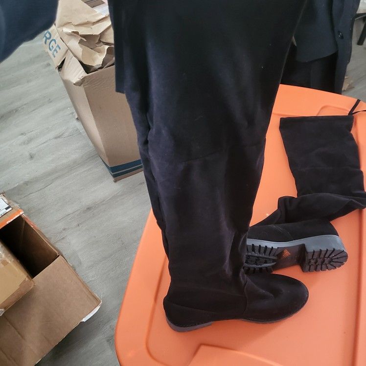 Black Suede Boo Boots