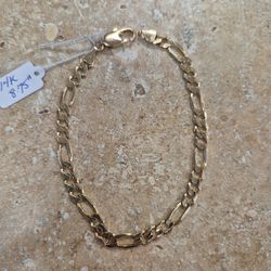 14k Yellow Gold Figaro Link Bracelet 8.75"