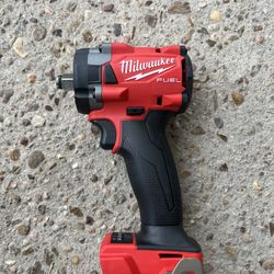 Milwaukee Fuel M18 1/2in Impact Wrench (tool Only) 