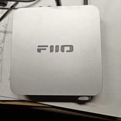 FiiO SR11 HiResMusic Streamer - DLNA, AIRPLAY & ROO 