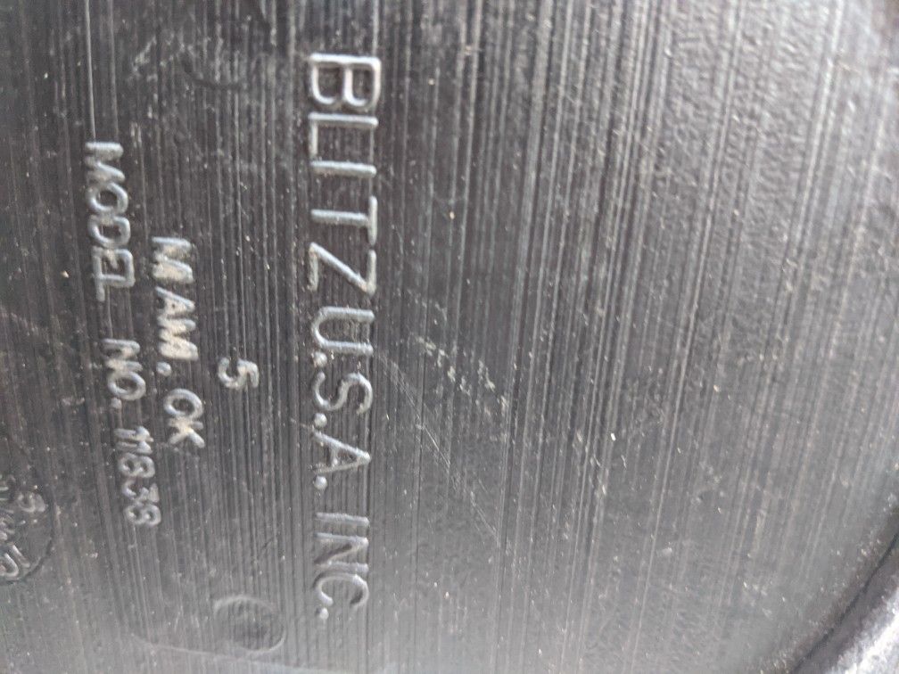 Blitz oil drain pan and oil recycling containers for Sale in Las Vegas