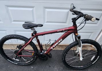 Trek Skye SL, 26", 18"M/L, Hydraulic Disc Brakes, Mountain Bike