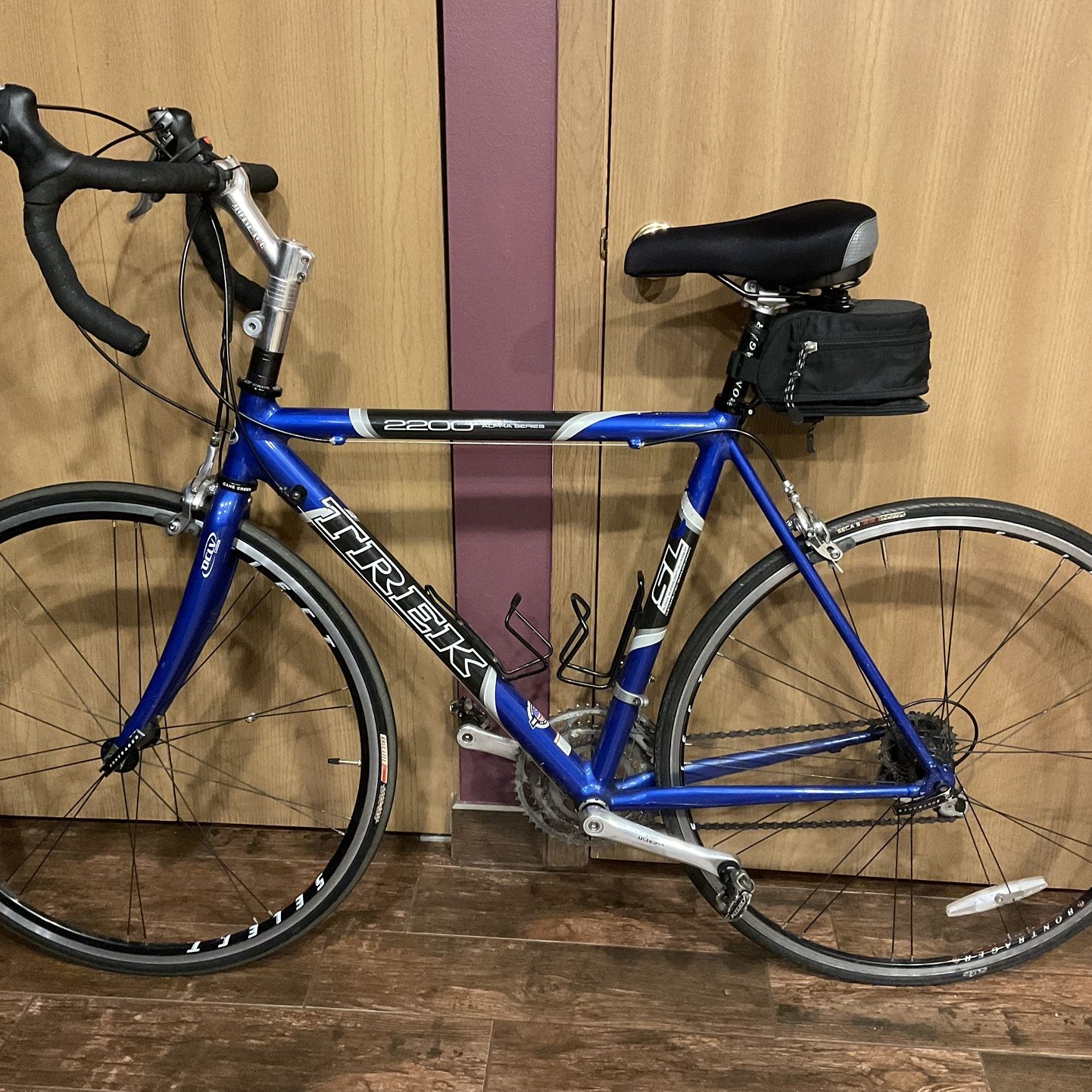 Trek 2200 Alpha Series