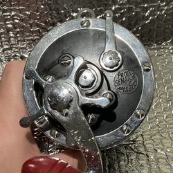 Penn Senator Black 6/0 w/ Star Rod Delux