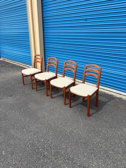 Vintage Solid Teak Dining Chairs By Benny Linden