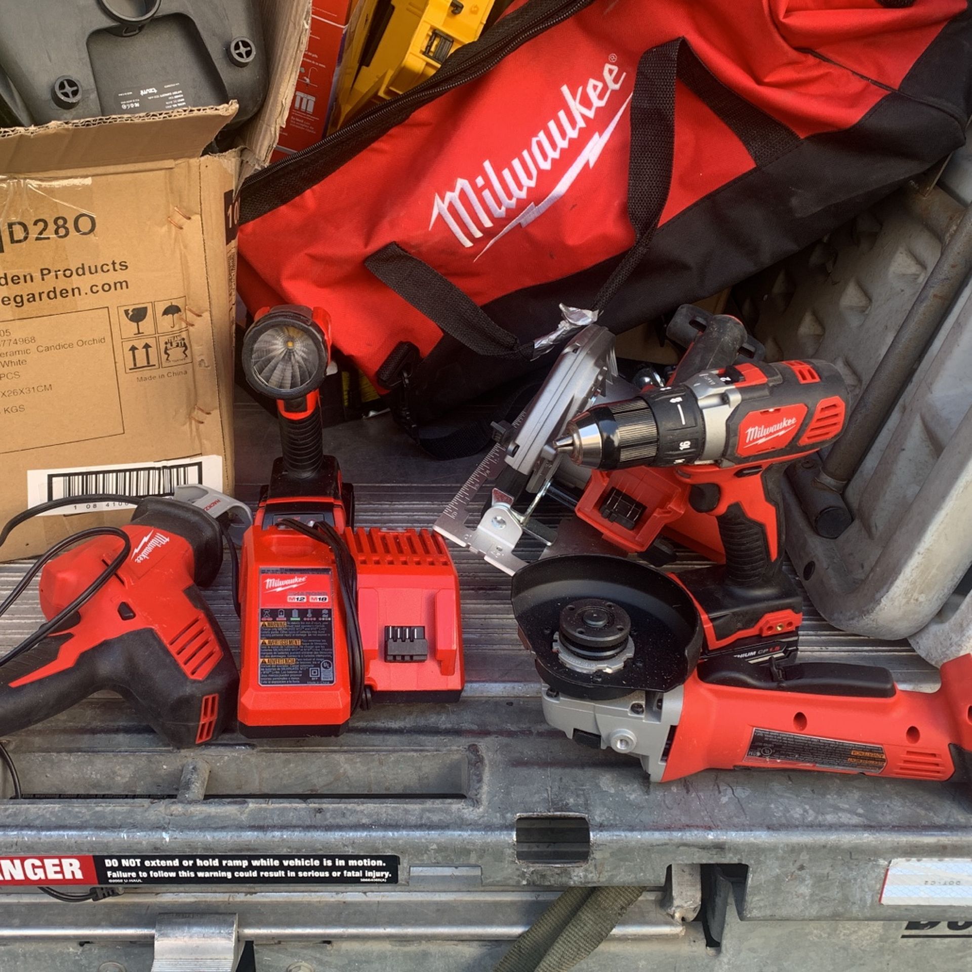 Milwaukee Tool Set