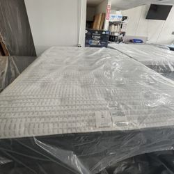 Brand New Queen Mattress