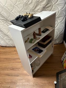 FREE WHITE SHELF