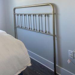 Gold Bed Backrest Queen Size 