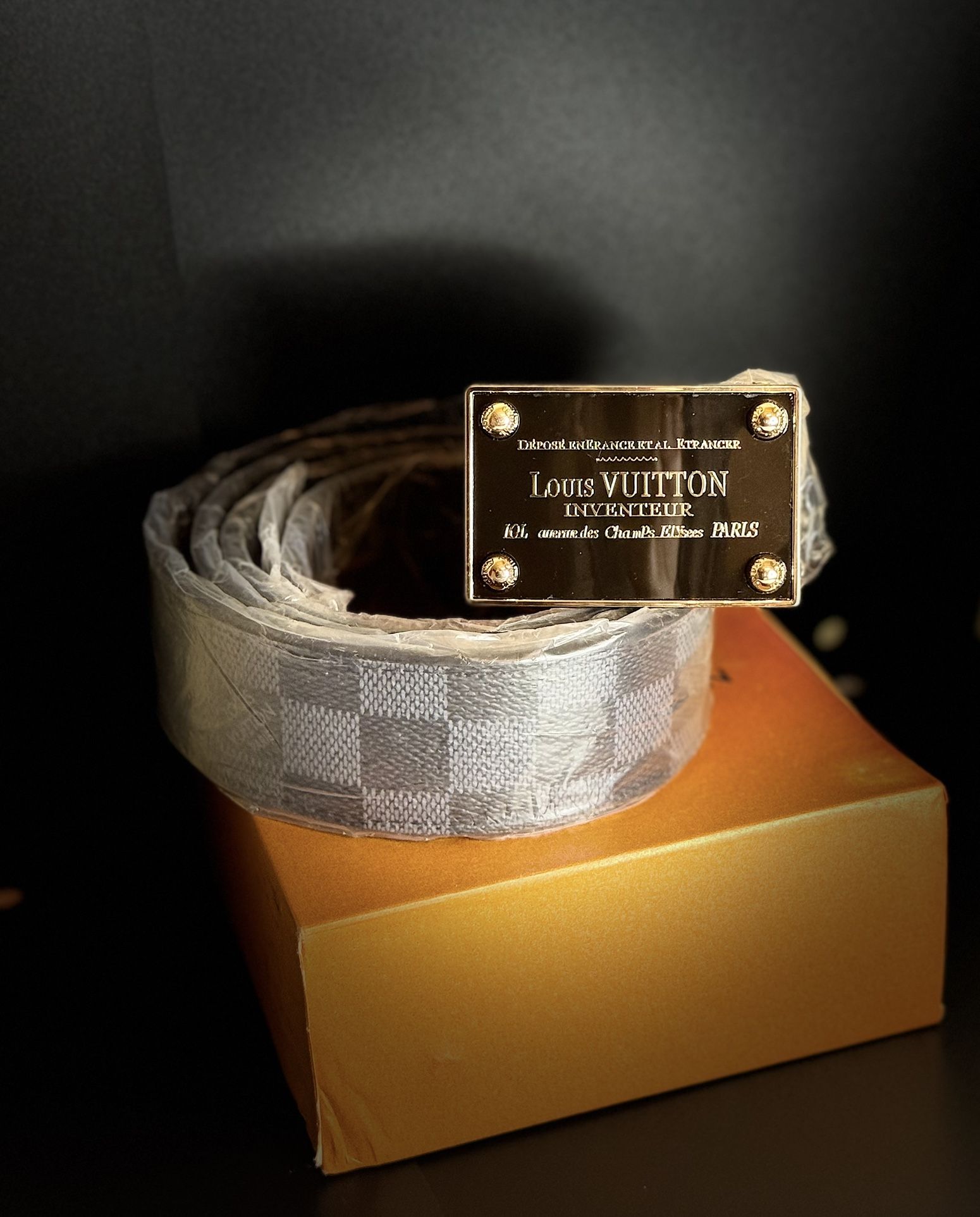 Luis Vuitton Leather Belt