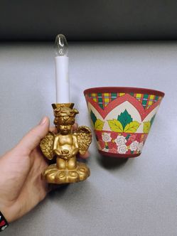Golden Angel Candlestick style lamp with random shade -$2
