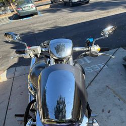 🏍️ 2008 Suzuki M109R