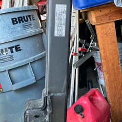 Trailer Hitch For A 2003 Chevy Astro Van Class 4 