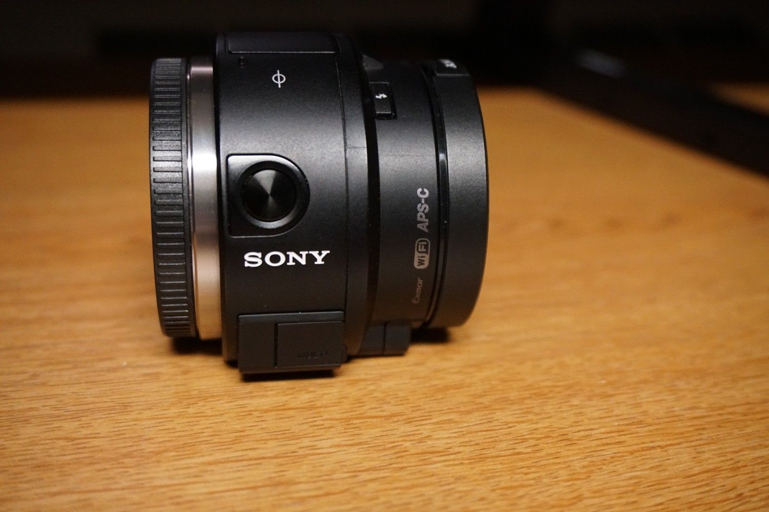 Sony QX1