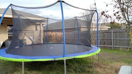 Trampoline