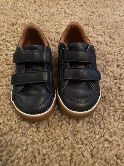 Old Navy Velcro Toddler Sneakers
