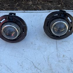 2014-2020 Jeep Grand Cherokee fog lights